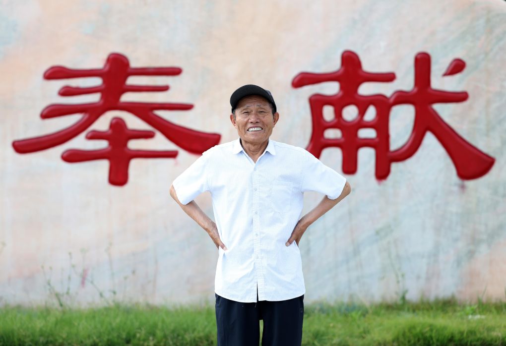 基层一线党旗红丨李连成,能吃亏