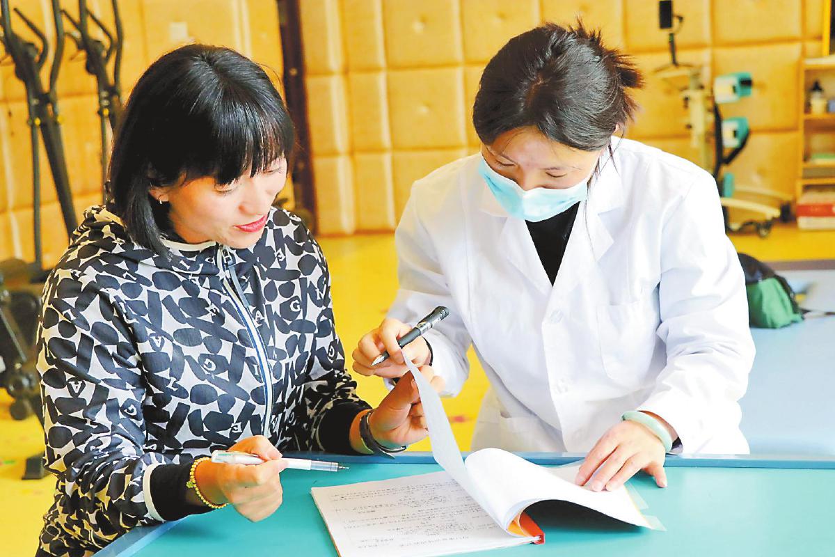 【党旗在基层一线高高飘扬】云南省优秀党务工作者班雪梅——用爱浇灌雪域繁花