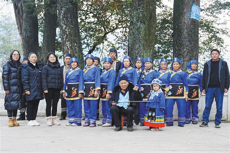 李红：扎根乡村沃土 绽放文化芳华